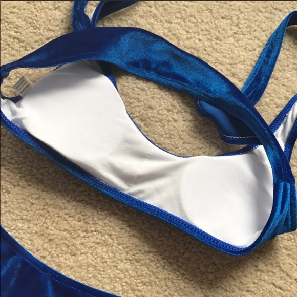 Royal Blue Velvet Bikini💙 - Picture 5 of 7